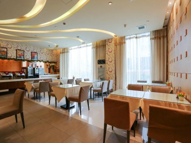 Jingjiang Inn Shanghai Minsheng Road Zewnętrze zdjęcie