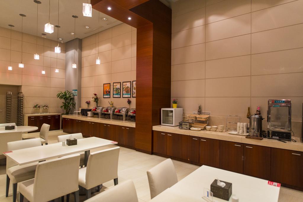 Jingjiang Inn Shanghai Minsheng Road Zewnętrze zdjęcie