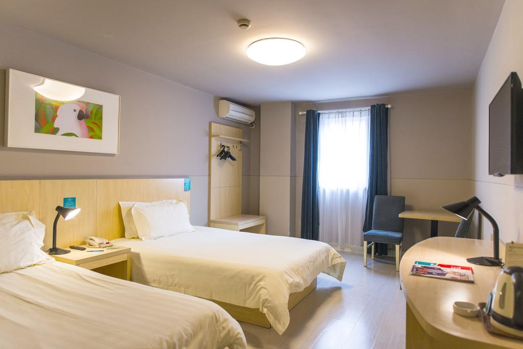 Jingjiang Inn Shanghai Minsheng Road Zewnętrze zdjęcie