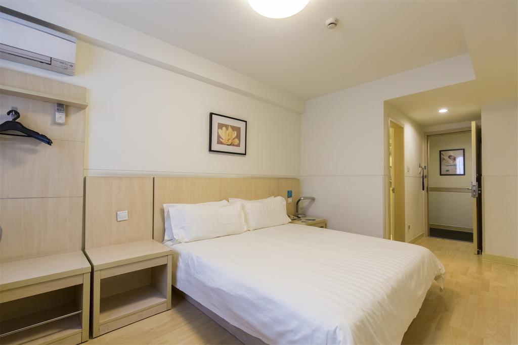 Jingjiang Inn Shanghai Minsheng Road Zewnętrze zdjęcie