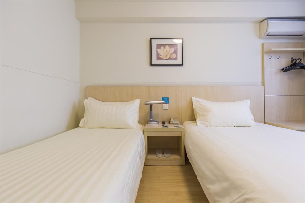 Jingjiang Inn Shanghai Minsheng Road Zewnętrze zdjęcie