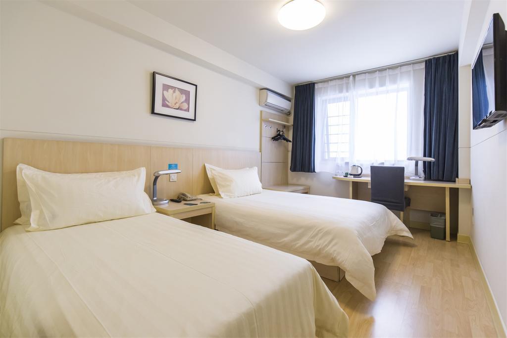 Jingjiang Inn Shanghai Minsheng Road Zewnętrze zdjęcie